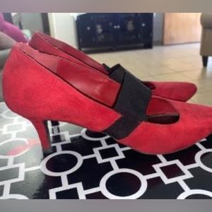 Impo stretch heels